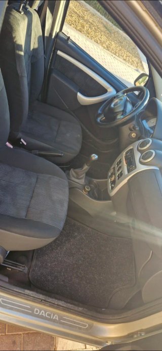 Dacia Sandero 1.2 75CV · 112.000km · Etiqueta C