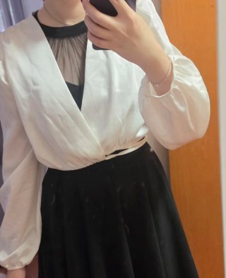 Blusa blanca manga larga