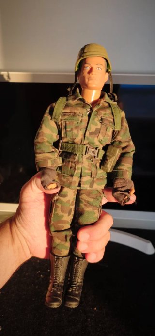 FIGURA MILITAR