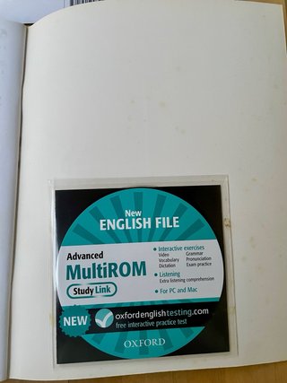 Pack New English File Advanced (C1) – Oxford Univ