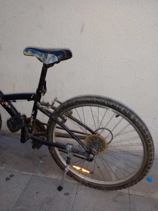 Bicicleta BTWIN 24" en buen estado