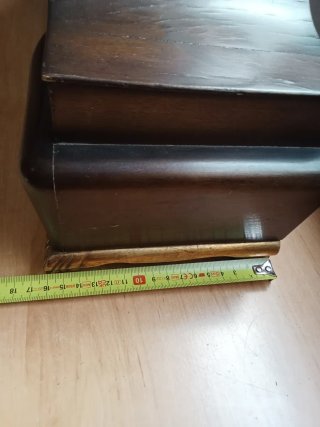 2 Relojes de Mesa antiguos deMadera