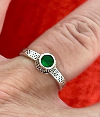 Anello in Argento 925 con Pietra Verde Regolabile
