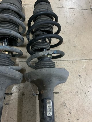 Suspensión Golf 4 (Amortiguadores y Muelles)