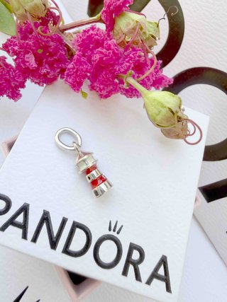 Pandora Charm Faro Rojo y Plateado