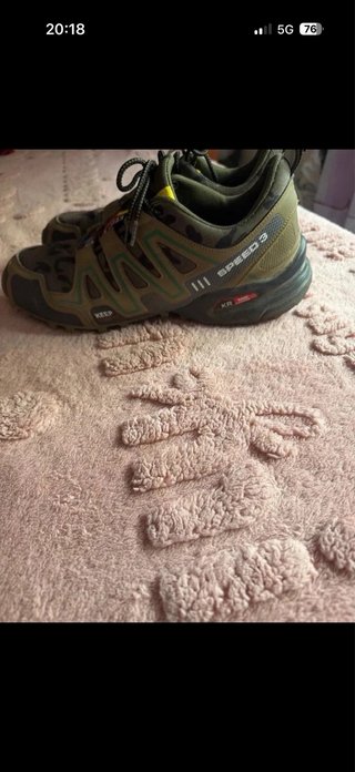 Zapatillas de montaña camuflaje