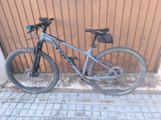 Bicicleta Trek Gris