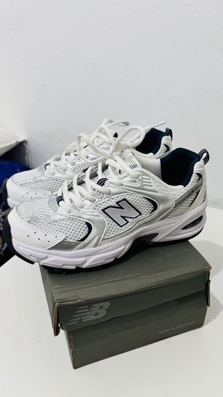 Zapatillas New Balance plateadas/blancas T38.5