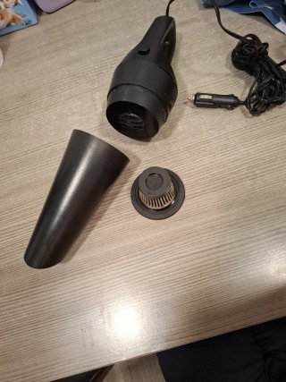 Aspirador de coche negro