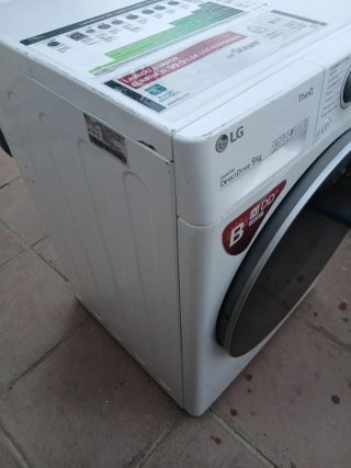 Lavadora LG ThinQ Direct Drive 9kg