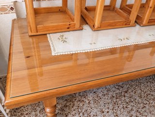 Mesa de madera y 10 sillas