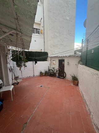 Alquiler de habitación en piso compartido.