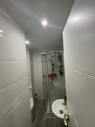 Alquiler de habitación en piso compartido.