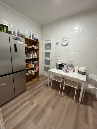 Alquiler de habitación en piso compartido.