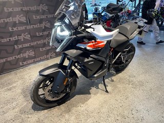 KTM 1390 Adventure S 2026 - 1230 km
