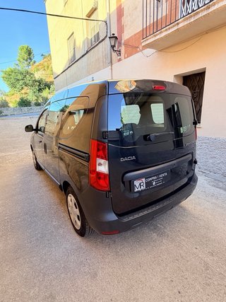 Dacia Dokker 12 Meses de garantia.