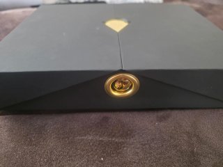 Nuevo Teléfono Impulse k1 Negro y Dorado