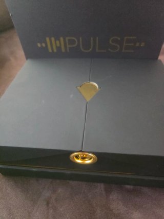 Nuevo Teléfono Impulse k1 Negro y Dorado