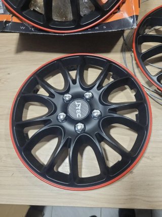 Tapacubos J-Tec Hero GTR 13