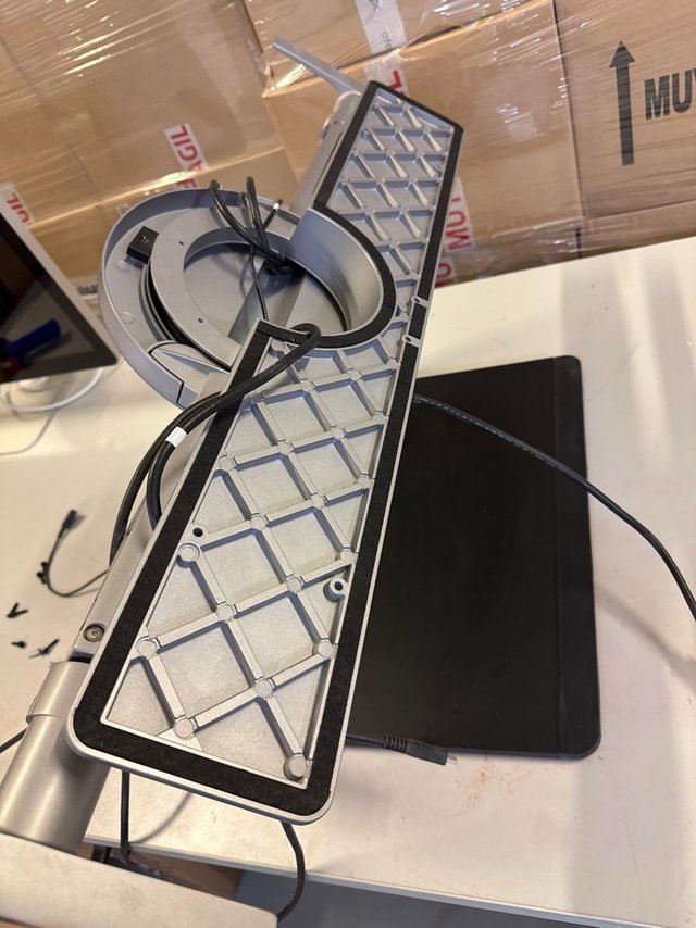 WACOM CintiqPro de 32”con Ergo Stand oficial!