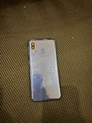 Samsung A20s