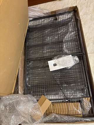 Jaula para pájaros con ruedas