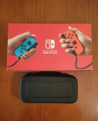 Nintendo Switch Blu e Rosso