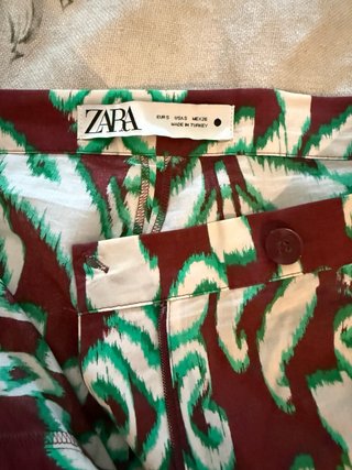 Pantalón Zara Estampado Talla S