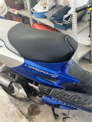 Peugeot Speedfight 2 - precio negociable