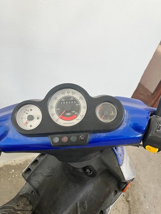 Peugeot Speedfight 2 - precio negociable