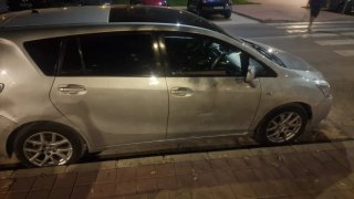 Toyota corolla verso  2011