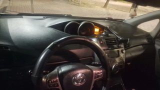 Toyota corolla verso  2011