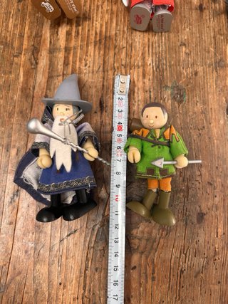 Set di 5 Bambole Medievali in Legno Le Toy Van