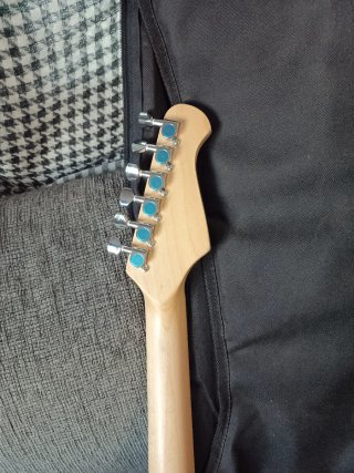 Guitarra Eléctrica Zurdos Roja HB + Funda