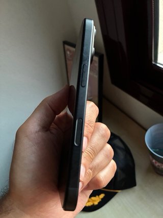 iPhone 16 256GB Negro