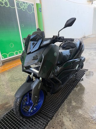 Yamaha XMAX 125 2025 | SOLO 2.900 KM | IMPECABLE