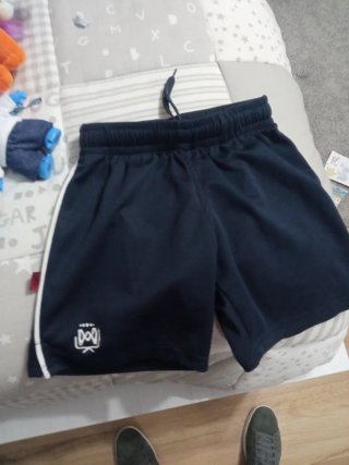 Pantalón deporte Compañía de María talla 6