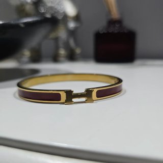 Pulsera Hermès Dorada con Esmalte Borgoña