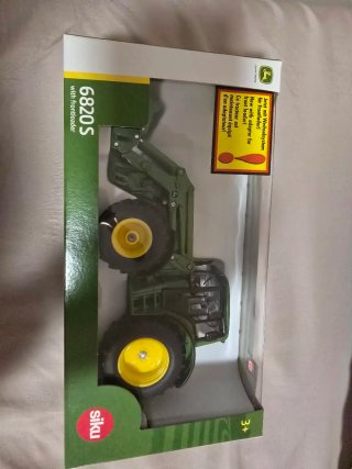 Tractor John Deere metal 6820S Siku con pala