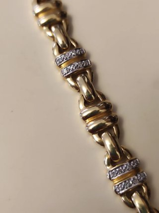 Pulsera oro de 18 kts con puntas de brillantes