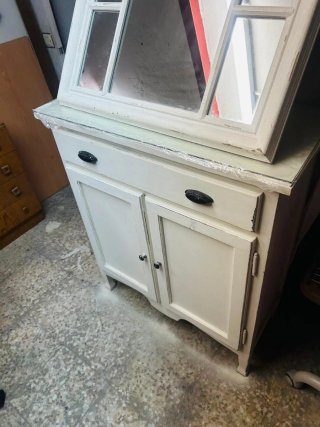 Mueble zapatero vintage con espejo y butaca