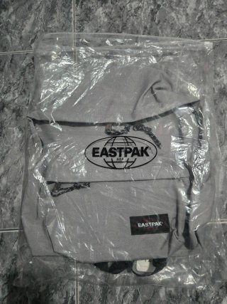 Mochila Eastpak Padded Pak'r Gris EK620