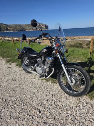 Yamaha Virago XV250 Negra