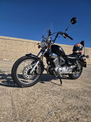 Yamaha Virago XV250 Negra