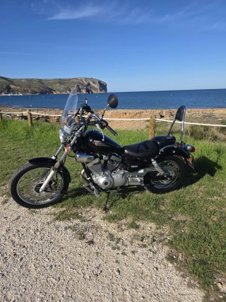 Yamaha Virago XV250 Negra