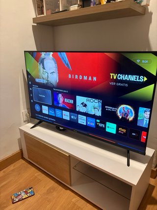Televisión Hisense Smart TV 4K 42”