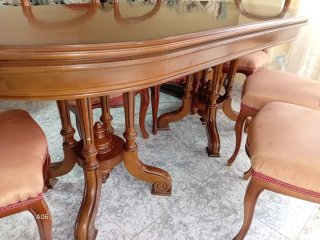 Mesa de comedor con 6 sillas