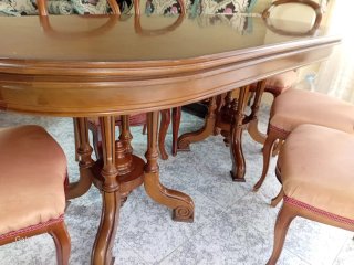 Mesa de comedor con 6 sillas