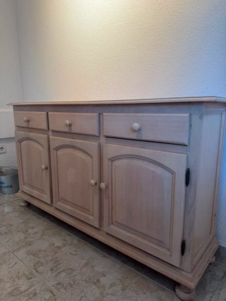 Mueble de salón de madera