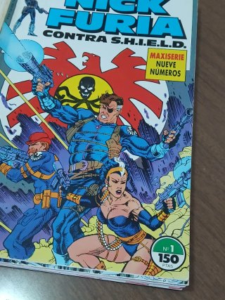 Serie cómics Nick Furia contra S.H.I.E.L.D